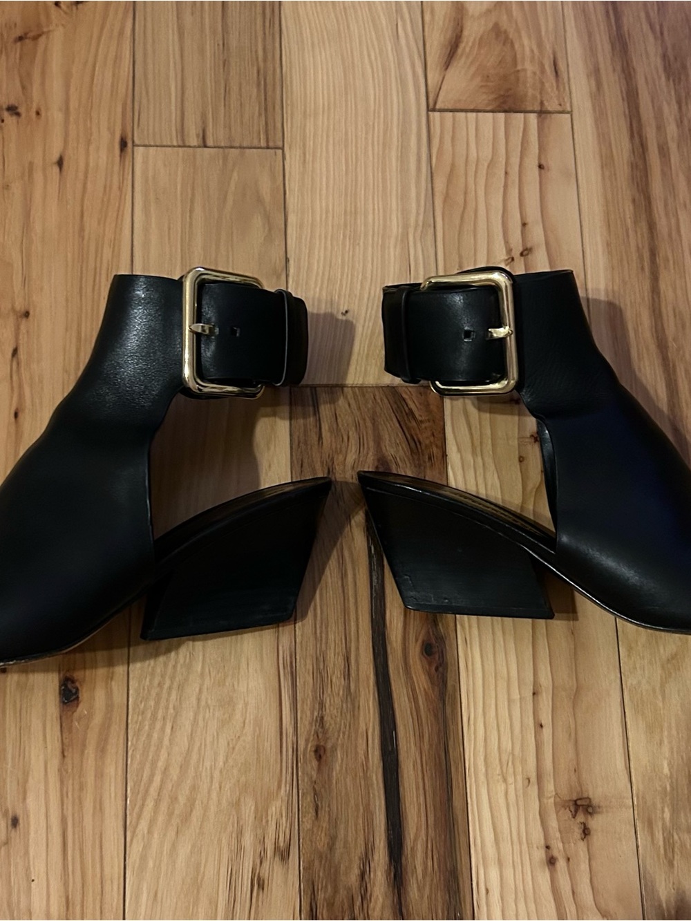 Sigerson Morrison Black Leather Open Toe Wedge w Ankle Wrap and Gold Buckle 9